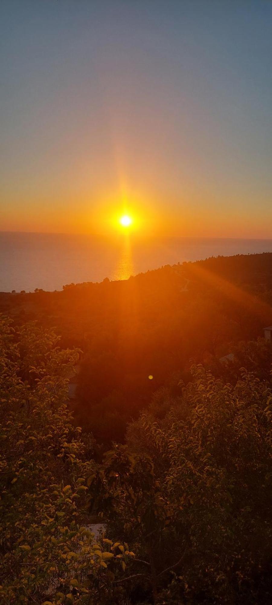 Sunset Bella Vista Apartment Athanion