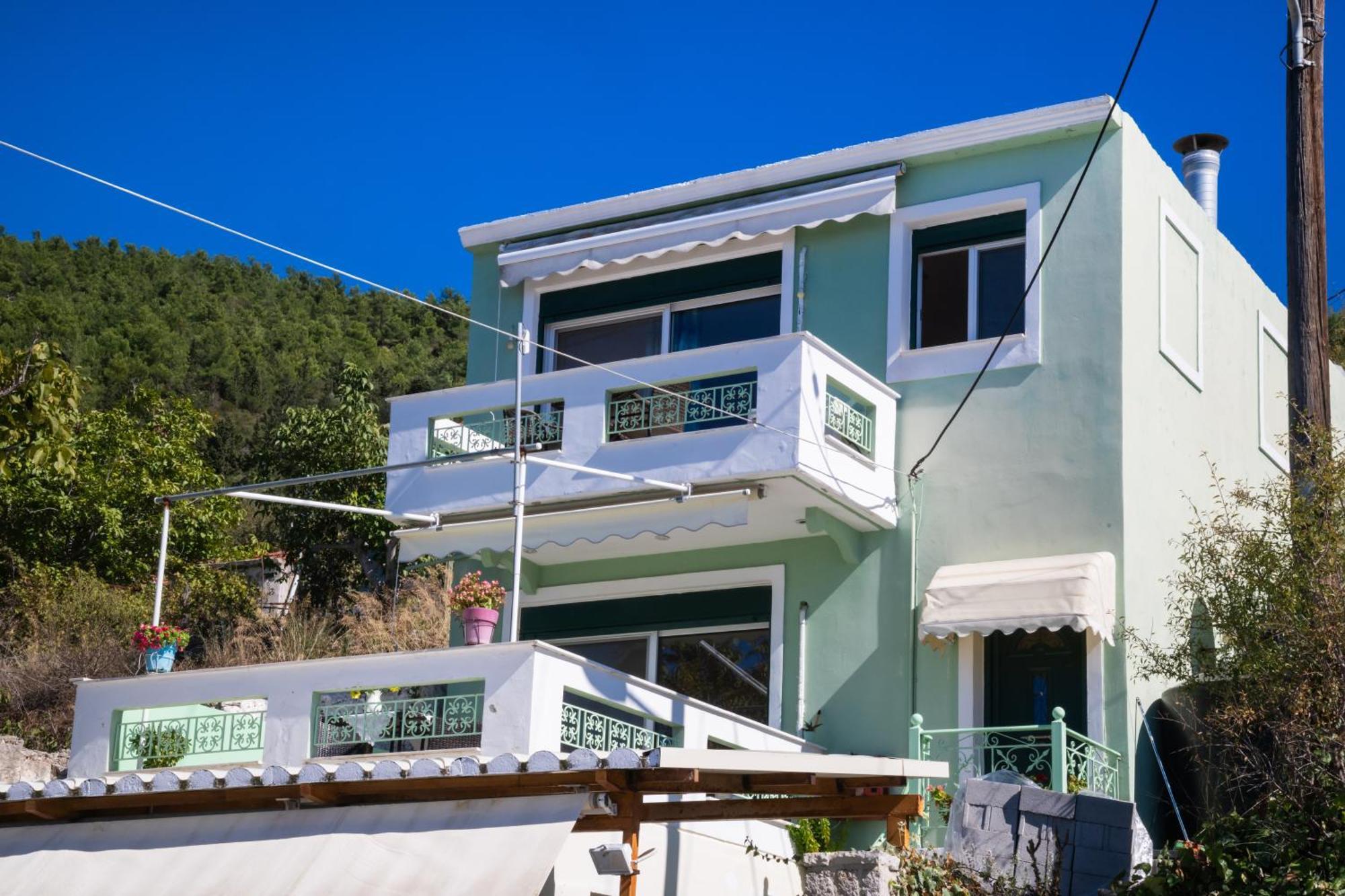 Sunset Bella Vista Apartment